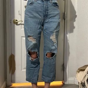 COPY - ripped mom jeans!! light wash